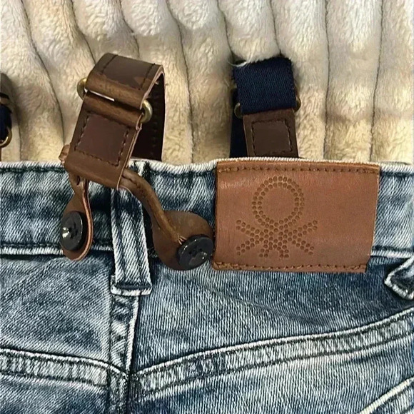 United Colors of Benetton - LIKE new denim pants with suspenders. Size 12 months - Picture 5 of 6